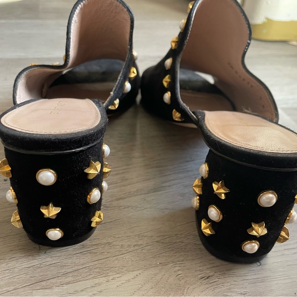 Stuart Weitzman suede shoes - Picture 3 of 5